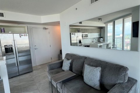 Condo in Miami Beach, Florida, 1 bedroom  № 1154809 - photo 6