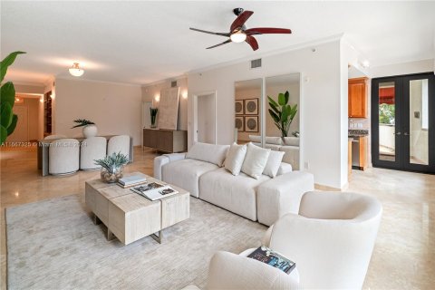 Condominio en venta en Coral Gables, Florida, 3 dormitorios, 185.8 m2 № 1384334 - foto 9