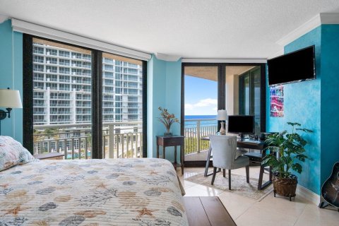 Condominio en venta en Riviera Beach, Florida, 2 dormitorios, 150.97 m2 № 1174520 - foto 27