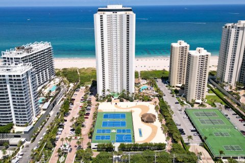 Copropriété à vendre à Riviera Beach, Floride: 2 chambres, 150.97 m2 № 1174520 - photo 1