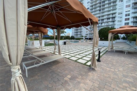 Copropriété à vendre à Aventura, Floride: 1 chambre, 99.03 m2 № 1234507 - photo 26