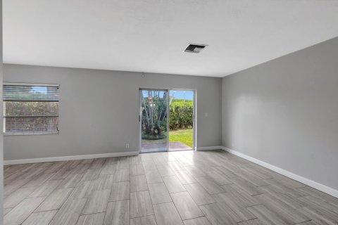 Villa ou maison à vendre à Delray Beach, Floride: 2 chambres, 140.47 m2 № 1117753 - photo 14