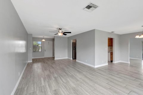 Casa en venta en Delray Beach, Florida, 2 dormitorios, 140.47 m2 № 1117753 - foto 1