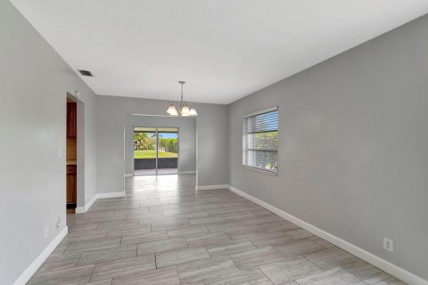 Villa ou maison à vendre à Delray Beach, Floride: 2 chambres, 140.47 m2 № 1117753 - photo 13