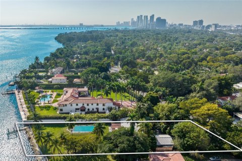 Купить земельный участок в Майами, Флорида № 607880 - фото 3