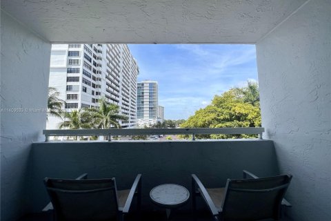 Condominio en venta en Fort Lauderdale, Florida, 1 dormitorio, 50.91 m2 № 572500 - foto 9