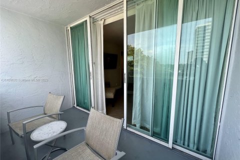 Copropriété à vendre à Fort Lauderdale, Floride: 1 chambre, 50.91 m2 № 572500 - photo 10