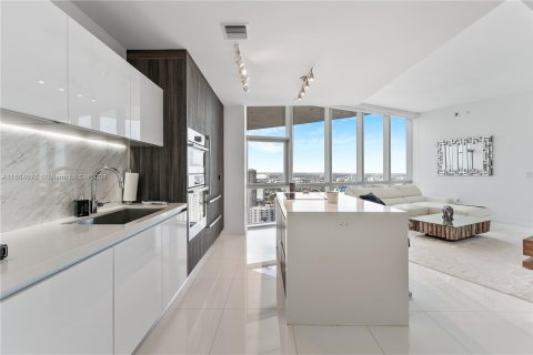 Condominio en venta en Miami, Florida, 1 dormitorio, 87.05 m2 № 1423964 - foto 4