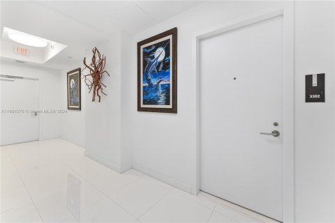 Condominio en venta en Miami, Florida, 1 dormitorio, 87.05 m2 № 1423964 - foto 15