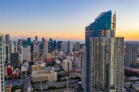 Condominio en venta en Miami, Florida, 1 dormitorio, 87.05 m2 № 1423964 - foto 19