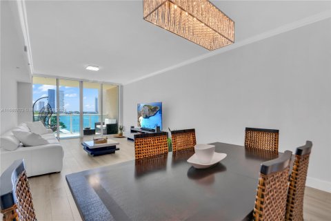 Condo in Aventura, Florida, 3 bedrooms  № 1427450 - photo 11