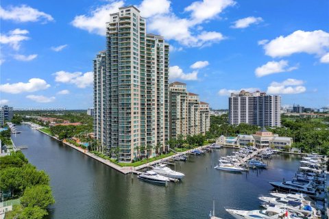 Condo in Aventura, Florida, 3 bedrooms  № 1427450 - photo 3