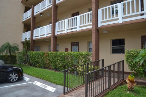 Condominio en venta en Sunrise, Florida, 2 dormitorios, 78.97 m2 № 1101935 - foto 15