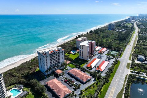 Copropriété à vendre à Hutchinson Island South, Floride: 3 chambres, 201.97 m2 № 996331 - photo 3