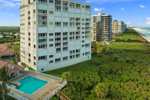 Copropriété à vendre à Hutchinson Island South, Floride: 3 chambres, 201.97 m2 № 996331 - photo 12