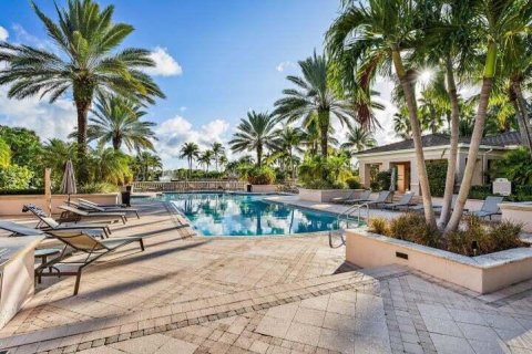 Condominio en venta en Palm Beach Gardens, Florida, 1 dormitorio, 76.09 m2 № 851913 - foto 3