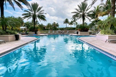 Condominio en venta en Palm Beach Gardens, Florida, 1 dormitorio, 76.09 m2 № 851913 - foto 13