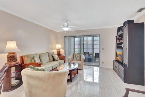 Villa ou maison à vendre à West Palm Beach, Floride: 2 chambres, 78.13 m2 № 1117784 - photo 29