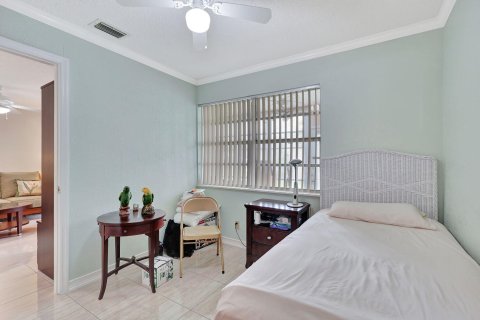 Villa ou maison à vendre à West Palm Beach, Floride: 2 chambres, 78.13 m2 № 1117784 - photo 25