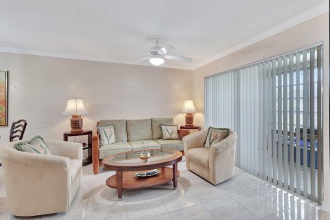 Villa ou maison à vendre à West Palm Beach, Floride: 2 chambres, 78.13 m2 № 1117784 - photo 27