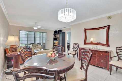 Villa ou maison à vendre à West Palm Beach, Floride: 2 chambres, 78.13 m2 № 1117784 - photo 30