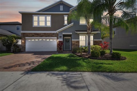 House in Tampa, Florida 5 bedrooms, 353.12 sq.m. № 1130626 - photo 2