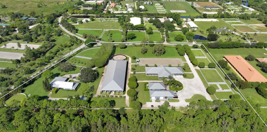 Villa ou maison à Loxahatchee Groves, Floride 6 chambres, 240.9 m2 № 945951