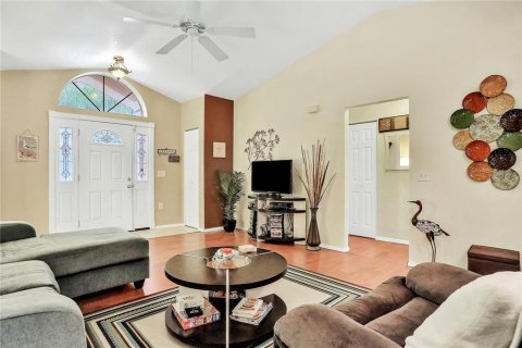 House in Port Charlotte, Florida 3 bedrooms, 112.04 sq.m. № 215171 - photo 5