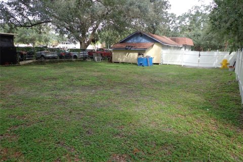 Commercial property in Tampa, Florida 117.06 sq.m. № 214493 - photo 16