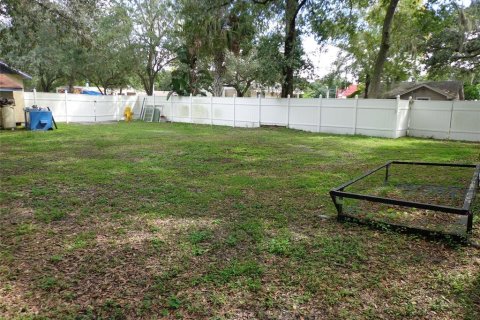 Commercial property in Tampa, Florida 117.06 sq.m. № 214493 - photo 17