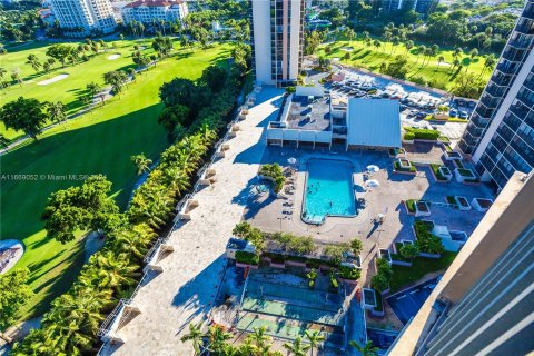 Condominio en venta en Aventura, Florida, 2 dormitorios, 107.49 m2 № 1385972 - foto 21