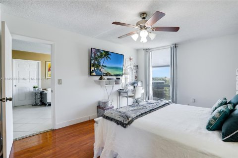 Condo in Aventura, Florida, 2 bedrooms  № 1330211 - photo 24