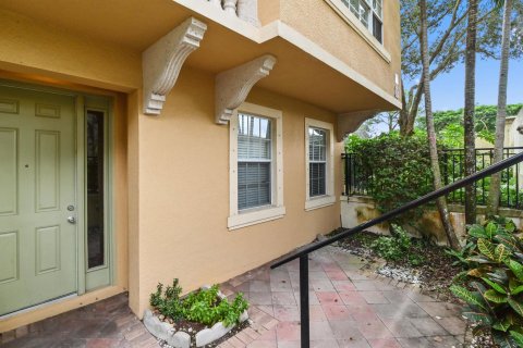 Townhouse in Palm Beach Gardens, Florida 3 bedrooms, 221.39 sq.m. № 787542 - photo 5