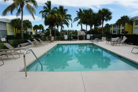 Condo in Punta Gorda, Florida, 3 bedrooms  № 1364695 - photo 4