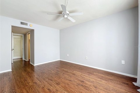 Condo in Orlando, Florida, 1 bedroom  № 1364694 - photo 24