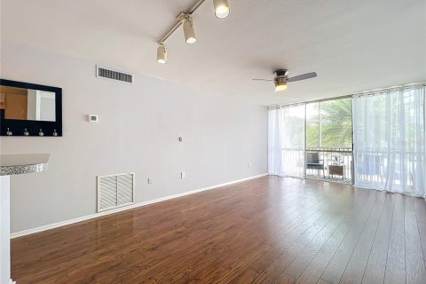 Condominio en venta en Orlando, Florida, 1 dormitorio, 69.77 m2 № 1364694 - foto 17