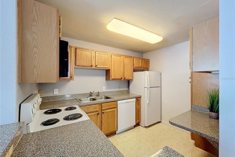 Condo in Orlando, Florida, 1 bedroom  № 1364694 - photo 10