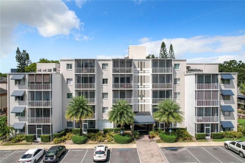 Condominio en venta en Orlando, Florida, 1 dormitorio, 69.77 m2 № 1364694 - foto 1