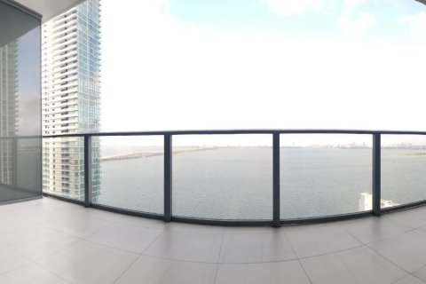 Condominio en venta en Miami, Florida, 2 dormitorios, 110.18 m2 № 4239 - foto 1