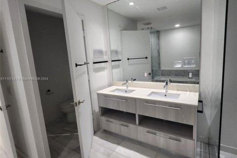 Condominio en venta en Miami, Florida, 2 dormitorios, 110.18 m2 № 4239 - foto 16