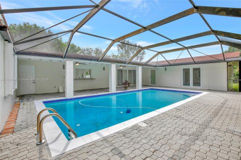 Casa en venta en Palmetto Bay, Florida, 4 dormitorios, 181.16 m2 № 1006709 - foto 23
