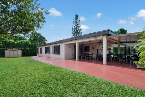 Villa ou maison à vendre à Miami, Floride: 3 chambres, 179.95 m2 № 1365309 - photo 22