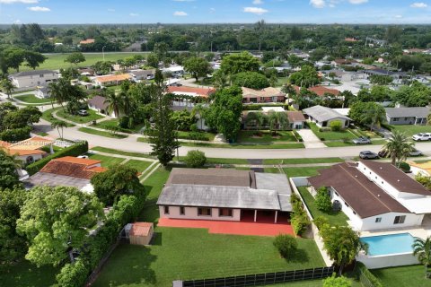 Villa ou maison à vendre à Miami, Floride: 3 chambres, 179.95 m2 № 1365309 - photo 28