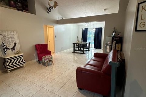 Casa en venta en Orlando, Florida, 4 dormitorios, 177.72 m2 № 1366429 - foto 4