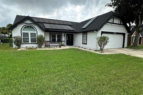 Casa en venta en Orlando, Florida, 4 dormitorios, 177.72 m2 № 1366429 - foto 1