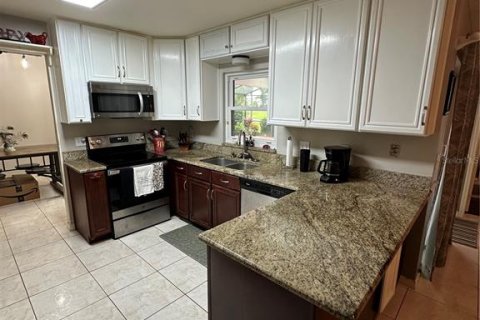 Casa en venta en Orlando, Florida, 4 dormitorios, 177.72 m2 № 1366429 - foto 9