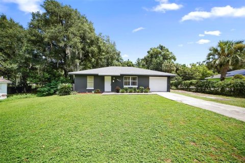 Villa ou maison à vendre à DeLand, Floride: 2 chambres, 104.42 m2 № 1326220 - photo 1