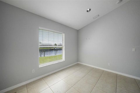 House in Port Charlotte, Florida 3 bedrooms, 159.14 sq.m. № 1326250 - photo 25