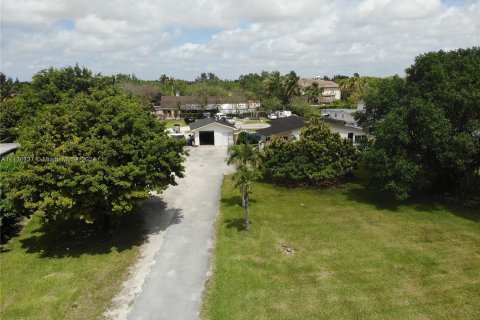 Casa en venta en Miami, Florida, 2 dormitorios, 106.28 m2 № 668084 - foto 2