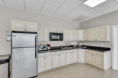 Condominio en venta en Pompano Beach, Florida, 2 dormitorios, 111.48 m2 № 1209255 - foto 10